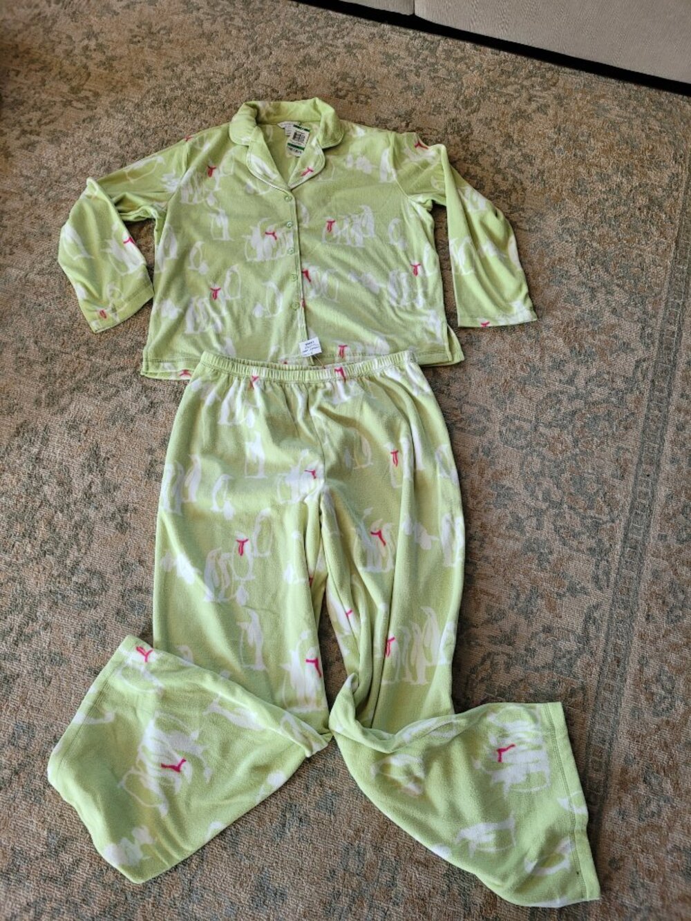 NWT Charter Club Cozy Pajama Set Women’s L Green Penguin 2 Pc Long Sleeve Fleec